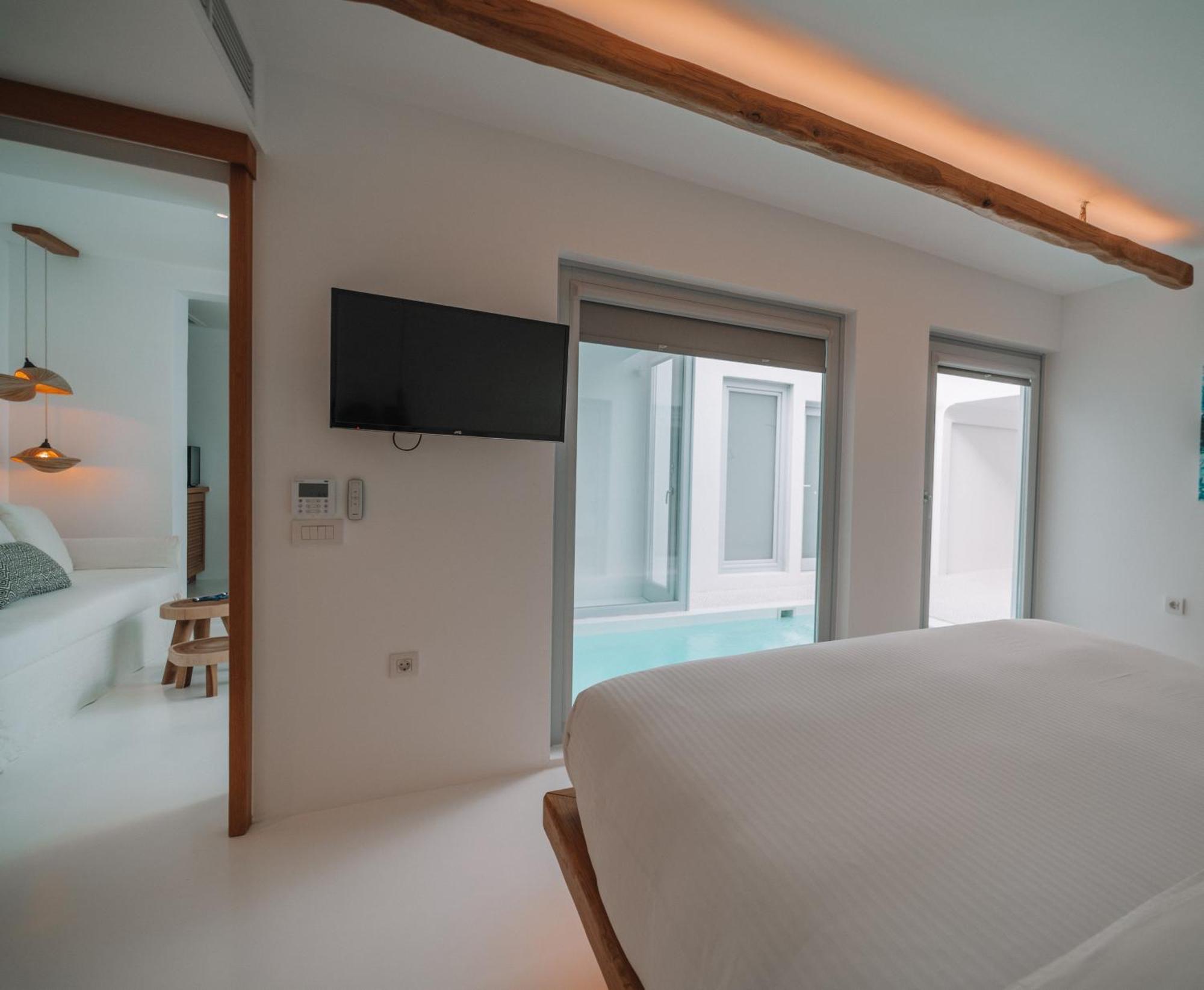 מגלוחורי Nelya Suites (Adults Only) מראה חיצוני תמונה